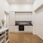 Lägenhet The Rent - Modern One-bedroom In The Porta Pia Area *